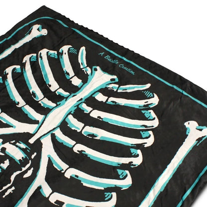 NEW Creepy Co. Beistle Art BARE BONES Skeleton Throw Blanket 44x60" Horror Halloween